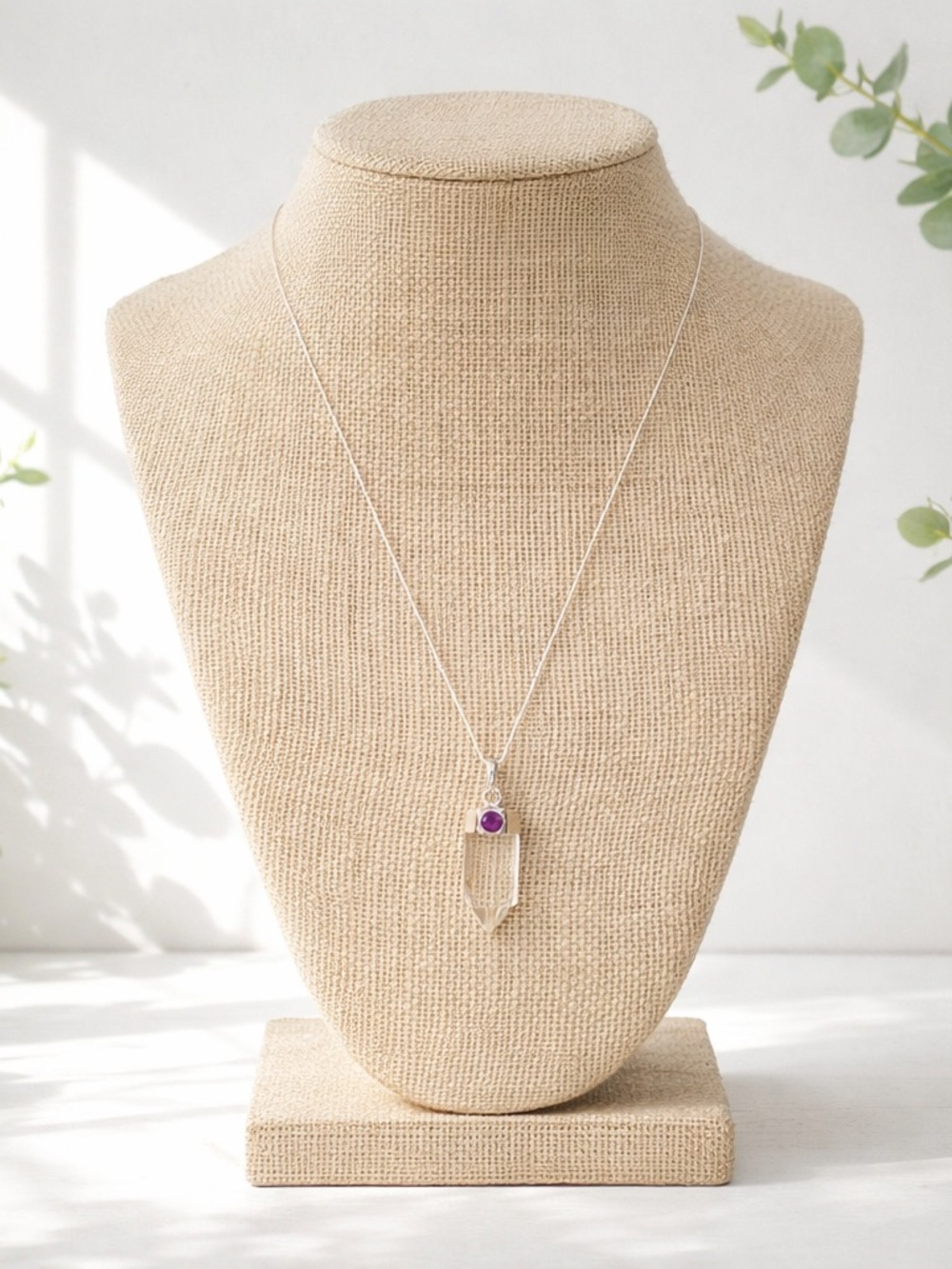 White Quartz & Garnet Necklace - Picture 2 of 13